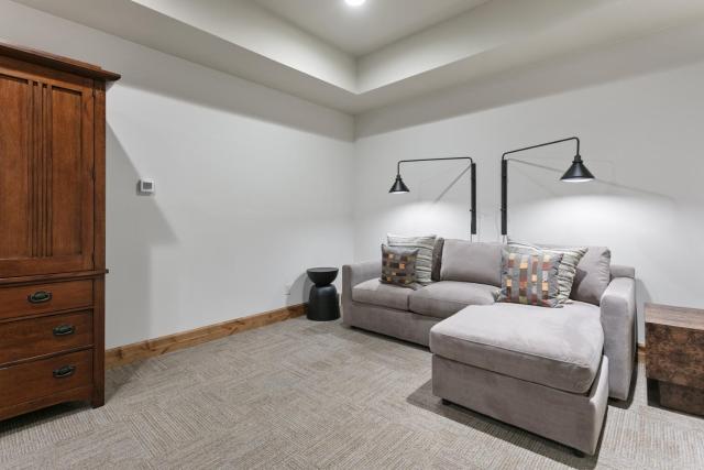 Silver Aspen - Five Bedroom Loft Luxury Townhome Hotel Room — photo 23