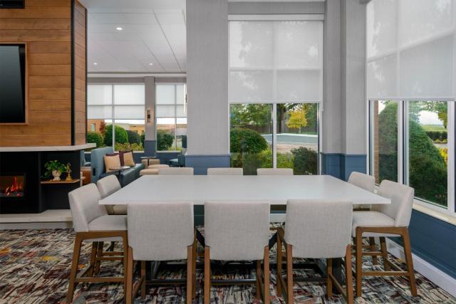 Hilton Garden Inn Buffalo Airport — photo 14