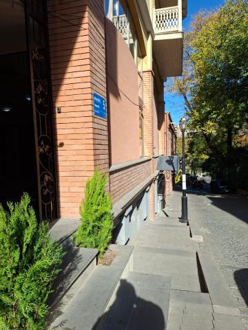 Aura Plaza Hotel — photo 18