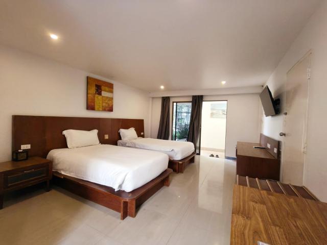 V Beach Resort — photo 18