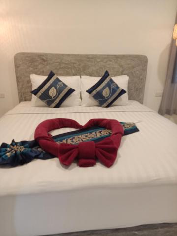 Lanta Buddy Resort , Long Beach — photo 24