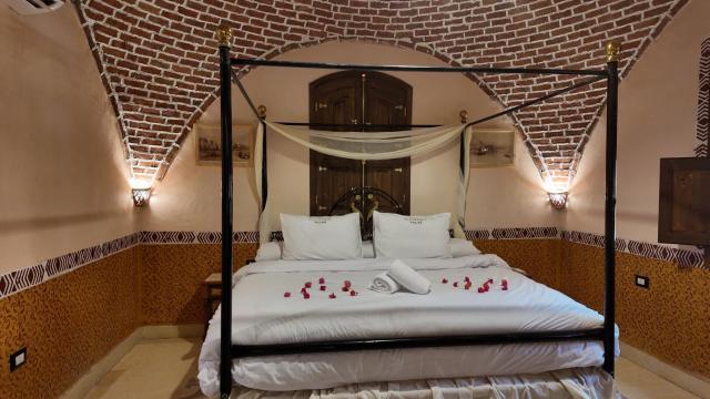 El Juneina Boutique Villas — photo 22