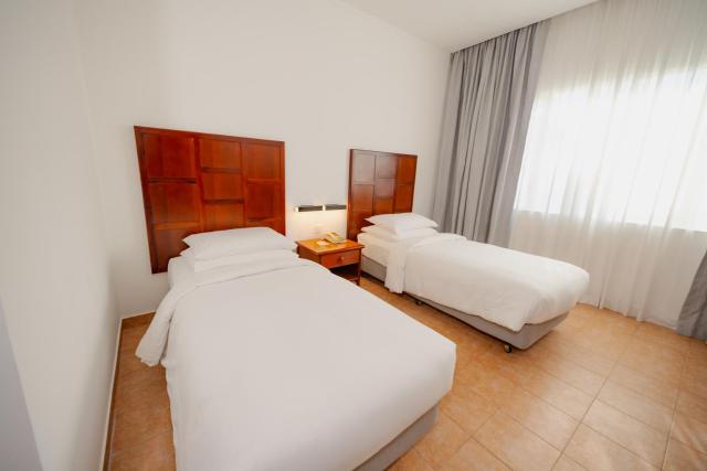 Hulhule Island Hotel — photo 9