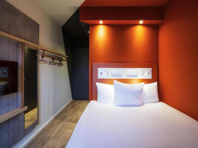 ibis budget Rotterdam The Hague Airport — photo 17