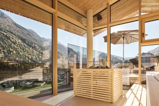 Lärchenlodge SkySpa and Rooftop Pool inklusive Stubai SuperCard — photo 22