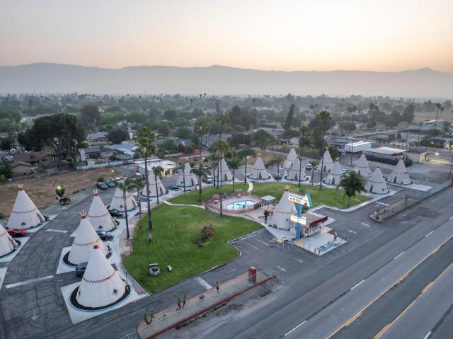 Wigwam Motel — photo 12