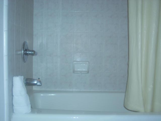 Economy Inn — photo 17