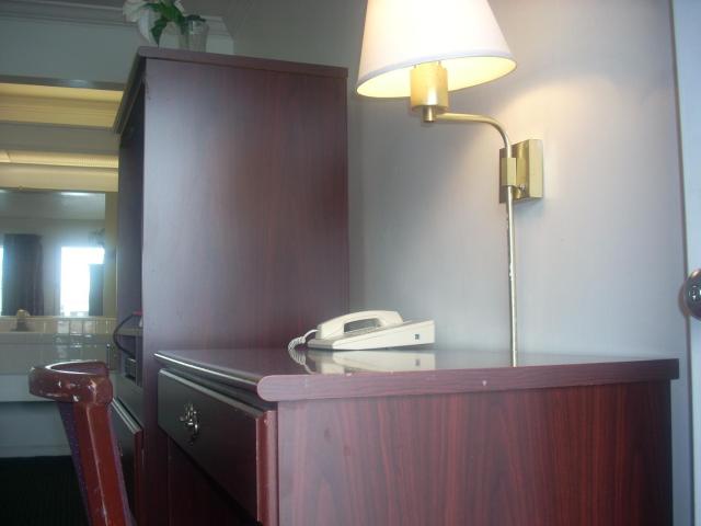 Economy Inn — photo 15