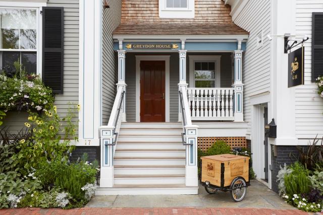 Greydon House — photo 8