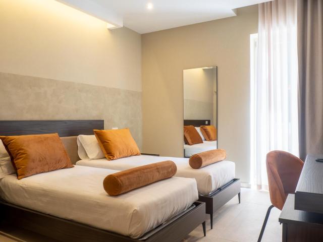 N42 Hotel — photo 16