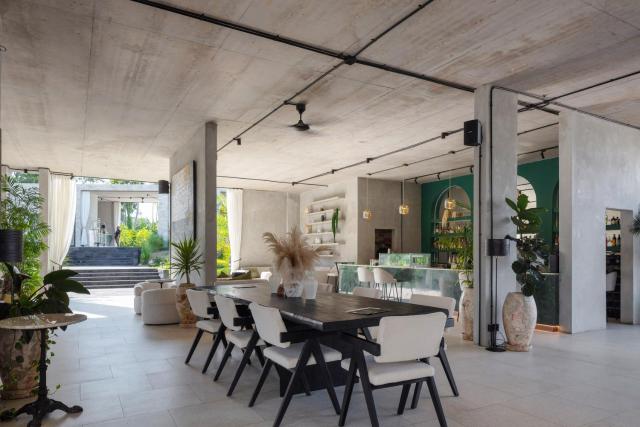 Hidden City Ubud - Modern Comfort & Relaxed Living near Central Ubud and Green Fields — photo 8