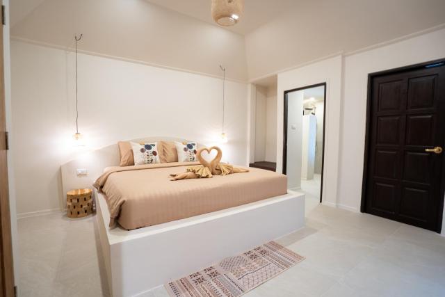 Relax Bay Beach Resort — photo 18