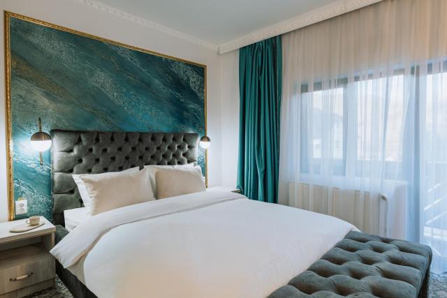 Suru Hotel & Restaurant in Romania