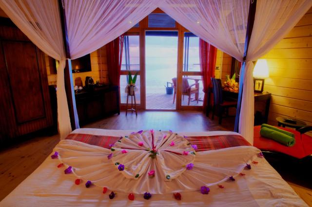 Komandoo Island Resort & Spa — photo 24