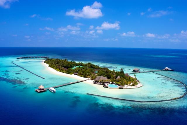 Beach Villa — Komandoo Island Resort & Spa