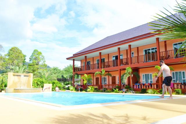 Peaceful Resort , Long Beach - Koh Lanta — photo 20