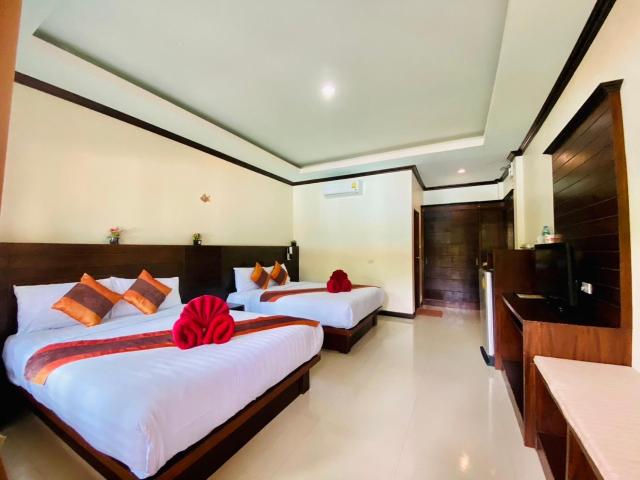 Peaceful Resort , Long Beach - Koh Lanta — photo 11