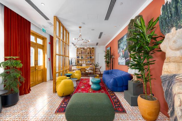 The Blue Fox Hotel — photo 7
