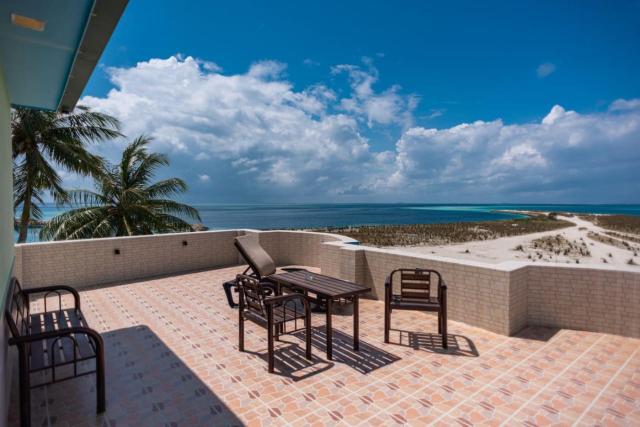 IRIS Beach Residence — photo 13