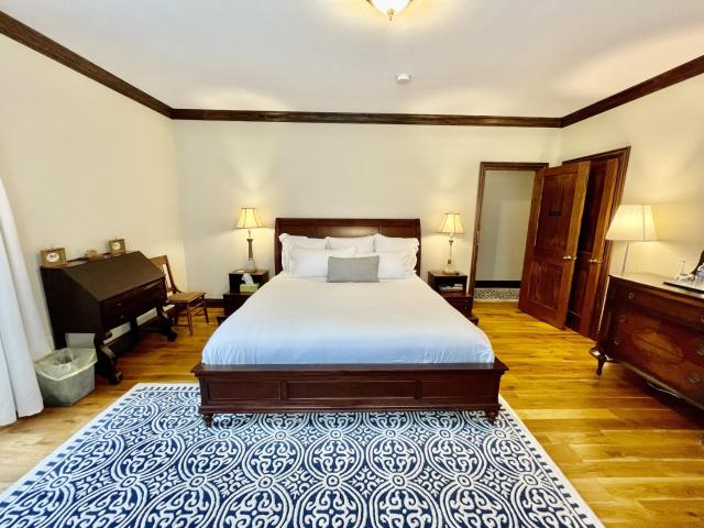Dartmouth House Inn — photo 21