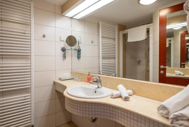 Airport Hotel Budapest — photo 7