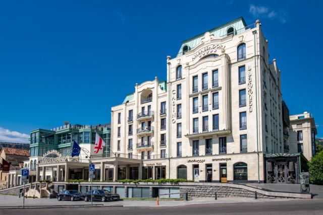 Ambassadori Tbilisi Hotel — photo 1