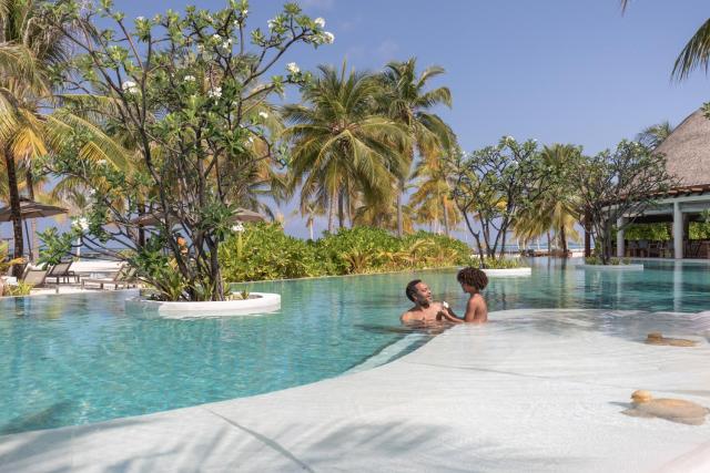 Two Bedroom Beach Villa with Pool — Six Senses Kanuhura