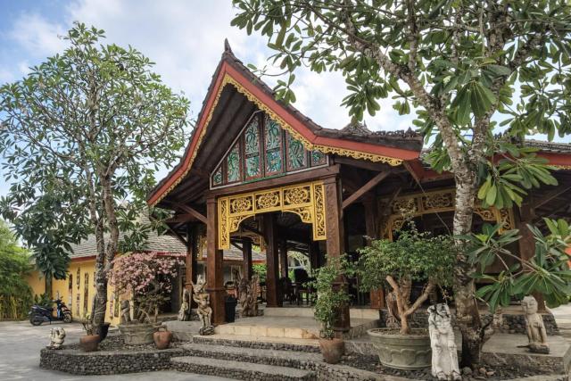 Matahari Inn Kuta Lombok — photo 13