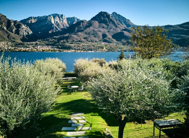 Bellagio Village - Holiday Apartments by the Lake - Seasonal Warm Pool and Sauna — photo 6