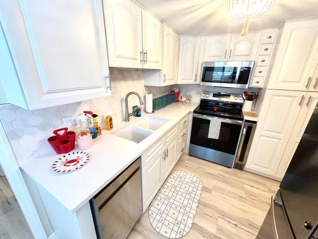 Birdsong Gulf Front Beach Suites — photo 5