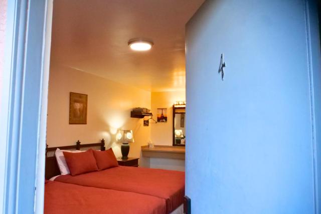 Travelers Motel — photo 10