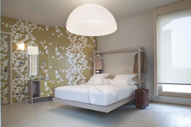 Nu Hotel — photo 6