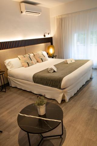 ISA Sevilla Suites — photo 18