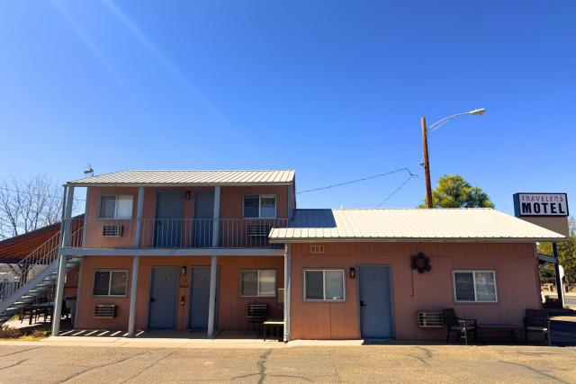 Travelers Motel — photo 1
