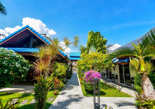 Phuket Airport Hotel — photo 14