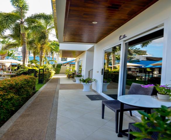 Phuket Airport Hotel — photo 16