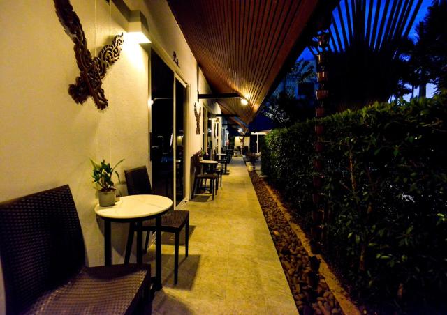Phuket Airport Hotel — photo 24