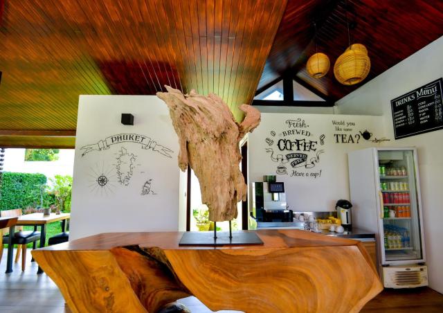 Phuket Airport Hotel — photo 22