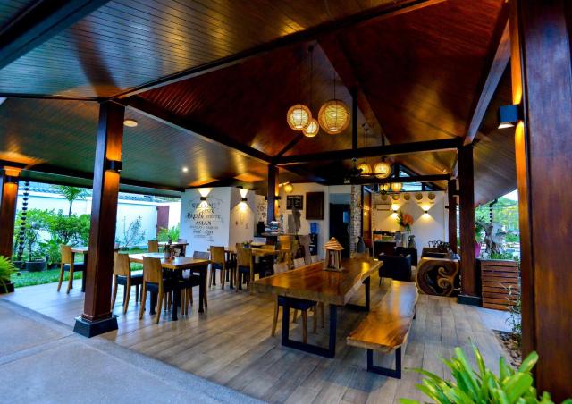Phuket Airport Hotel — photo 21