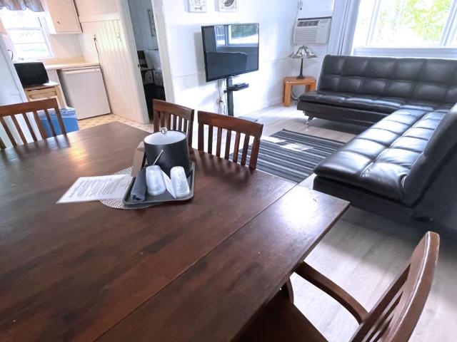 Kennebunkport Motor Lodge — photo 12
