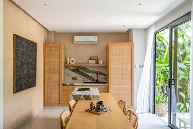 Lokale Pererenan Resort Hotels & Villa — photo 16
