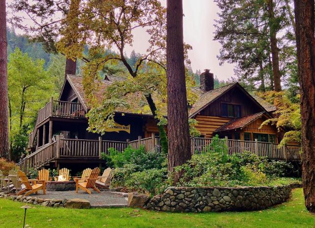 Weasku Inn — photo 1