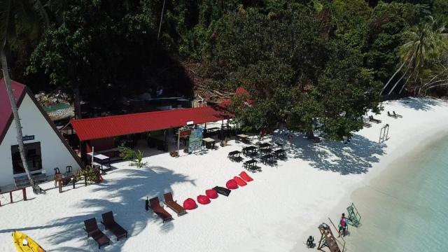 DEWATI ROOMSTAY B&B — photo 11