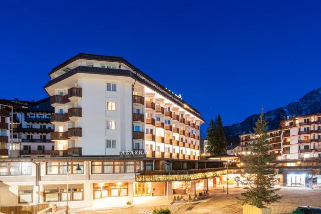 Hotel Alaska Cortina — photo 10