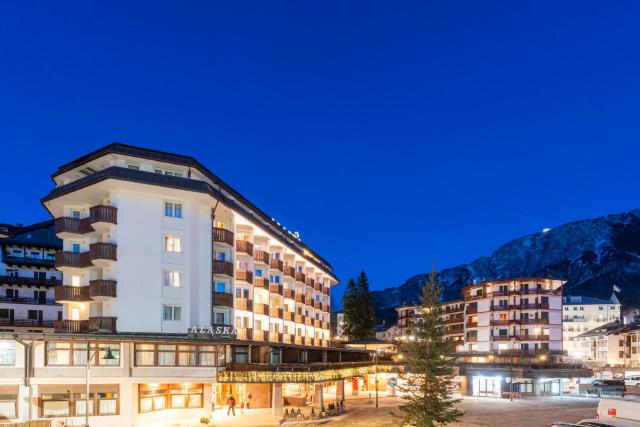 Hotel Alaska Cortina — photo 14
