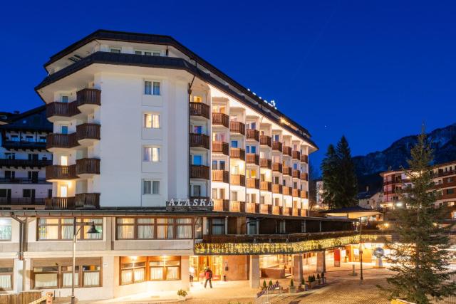Hotel Alaska Cortina — photo 15