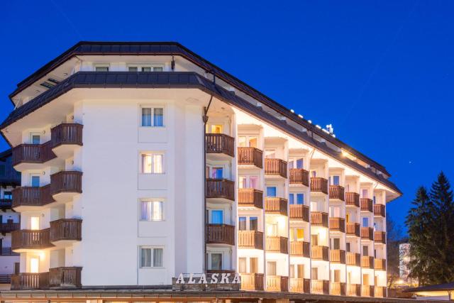 Hotel Alaska Cortina — photo 16