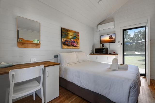 Seven Mile Beach Holiday Park — photo 1