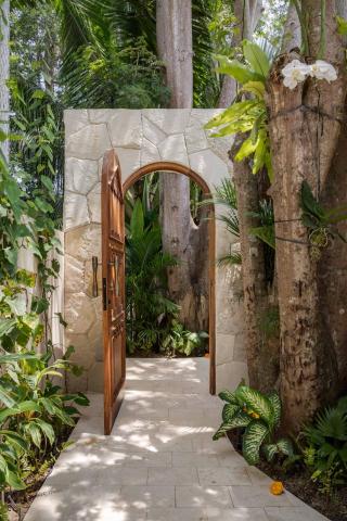 Bebas Suites - Uluwatu, Bali — photo 18