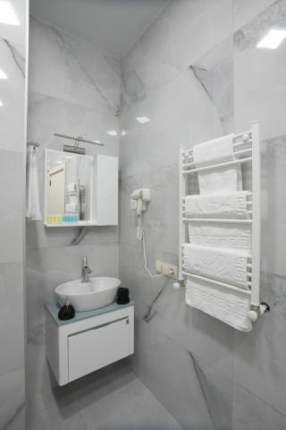 PARALLEL Apartments — photo 21
